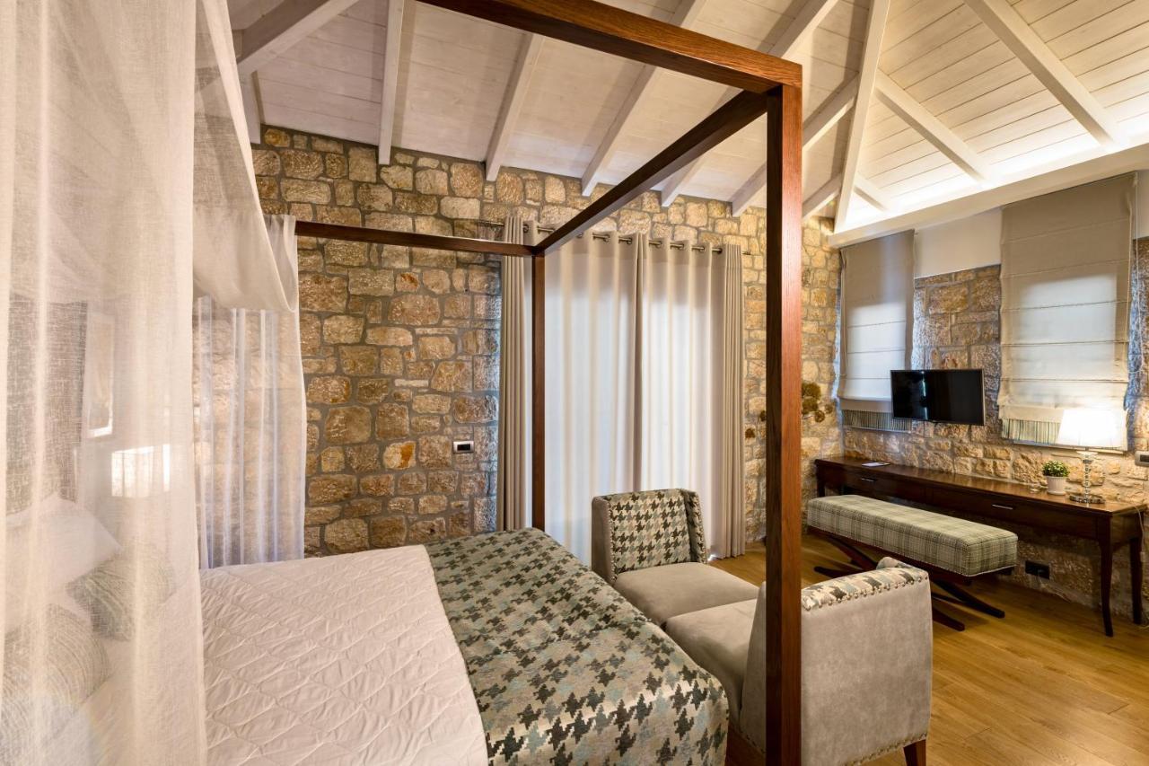 Anthemion And Hotel 3*